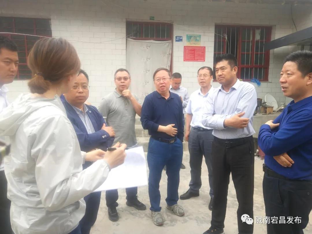 3人在宕昌县就脱贫攻坚农村危房改造和住房安全保障工作开展督导核验